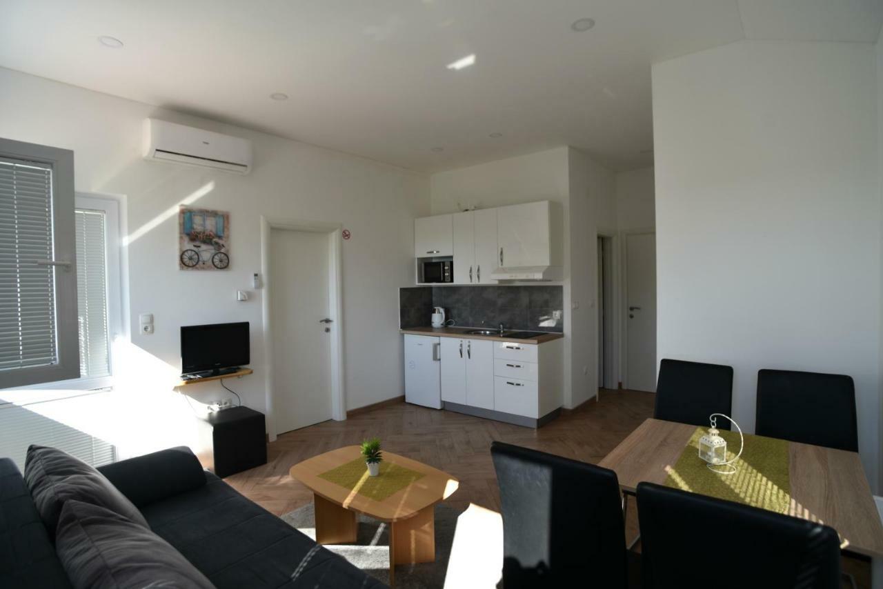 Apartments Armando Zadar Ngoại thất bức ảnh